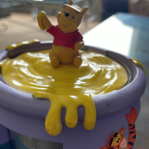 Disney Winnie the Pooh Tiger Piglet Eeyore Honey Spinning Picture Photo Frame - Picture 8 of 9